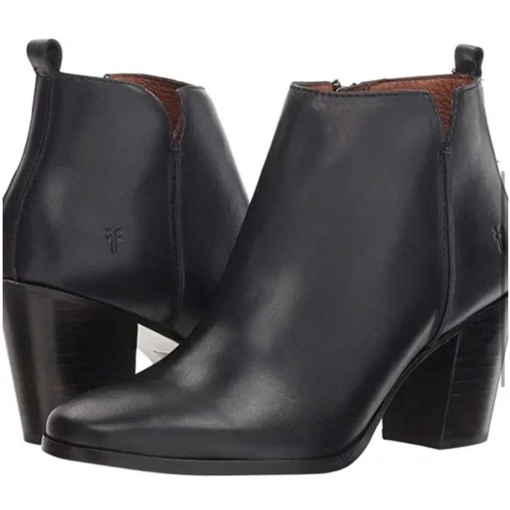 NWT FRYE MEGHAN LEATHER ANKLE BOOTIES BLACK 9